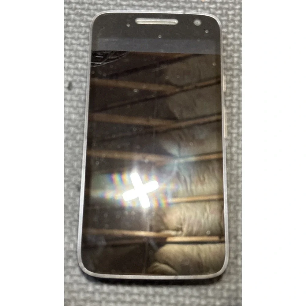 Lot of 4 Cellphones For Parts Or Repair | Samsung LG Motorola, VTG to Now